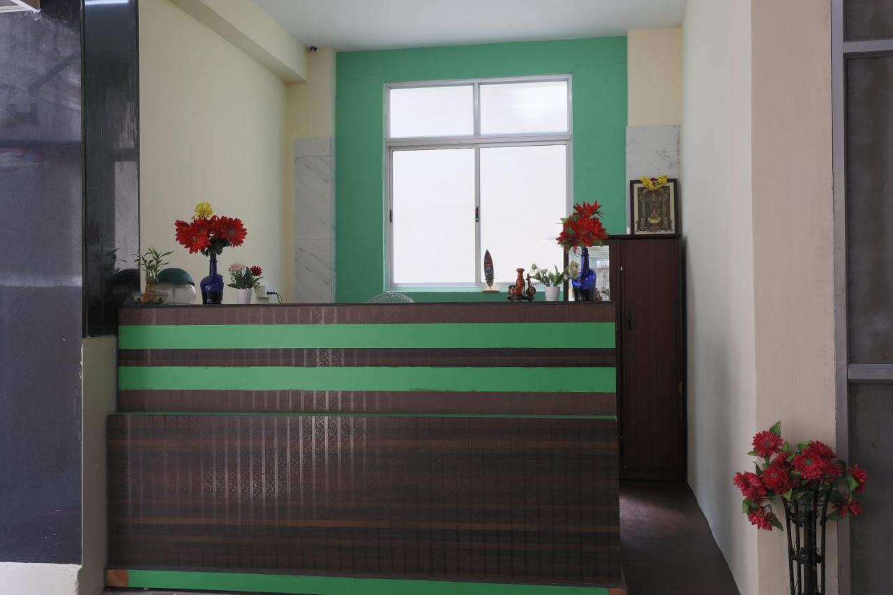 Green Tree Hotel-Near Vfs Global And Ramee Mall 첸나이 외부 사진